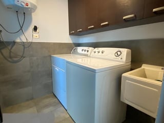 Apartamento en Venta con jardín ,  zona 10 - 5