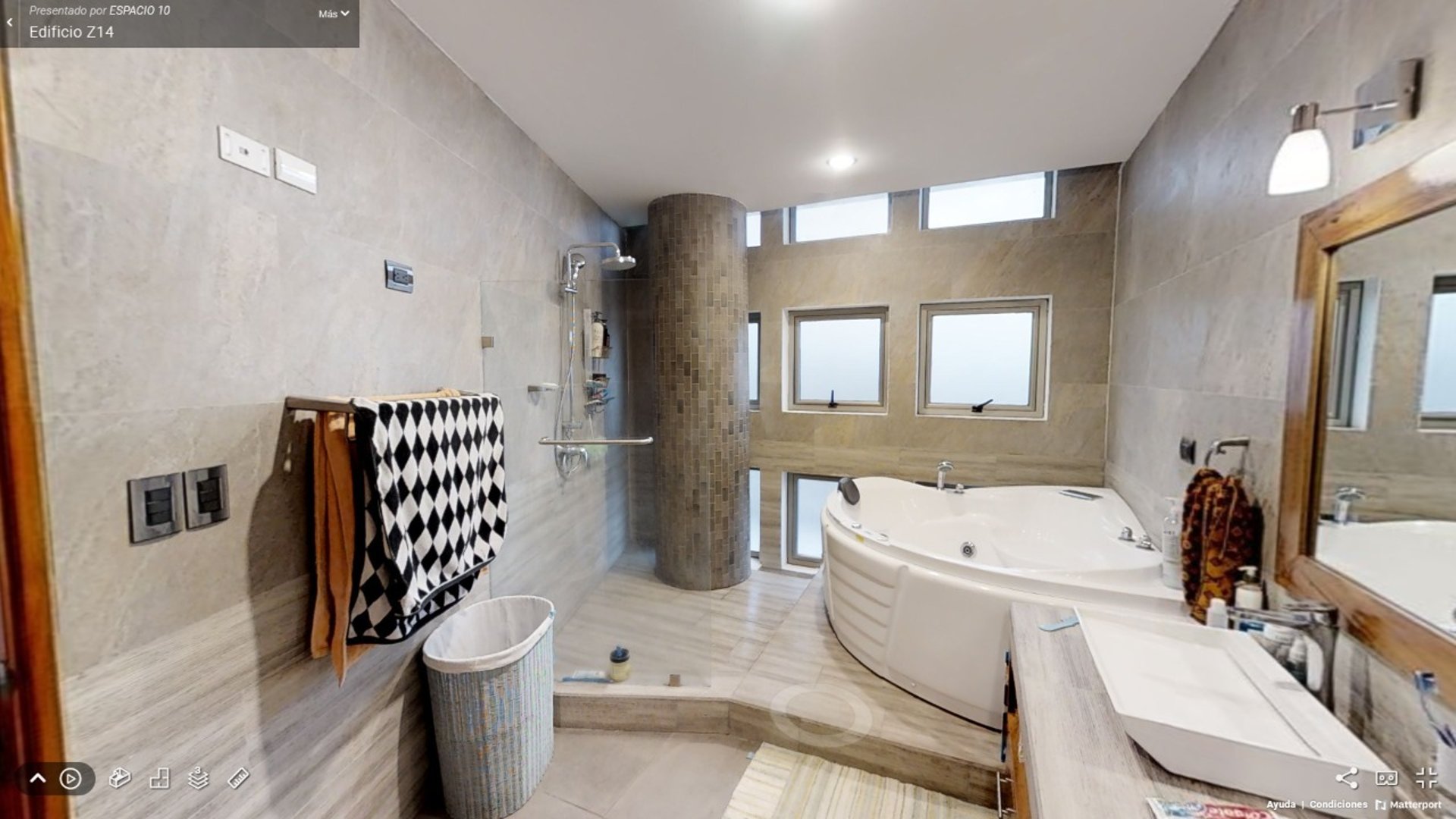 Edificio en Venta en Zona 14  - Miniatura 13