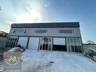 Complejo de Bodegas en Venta Frente al Mayan Golf - Image 9