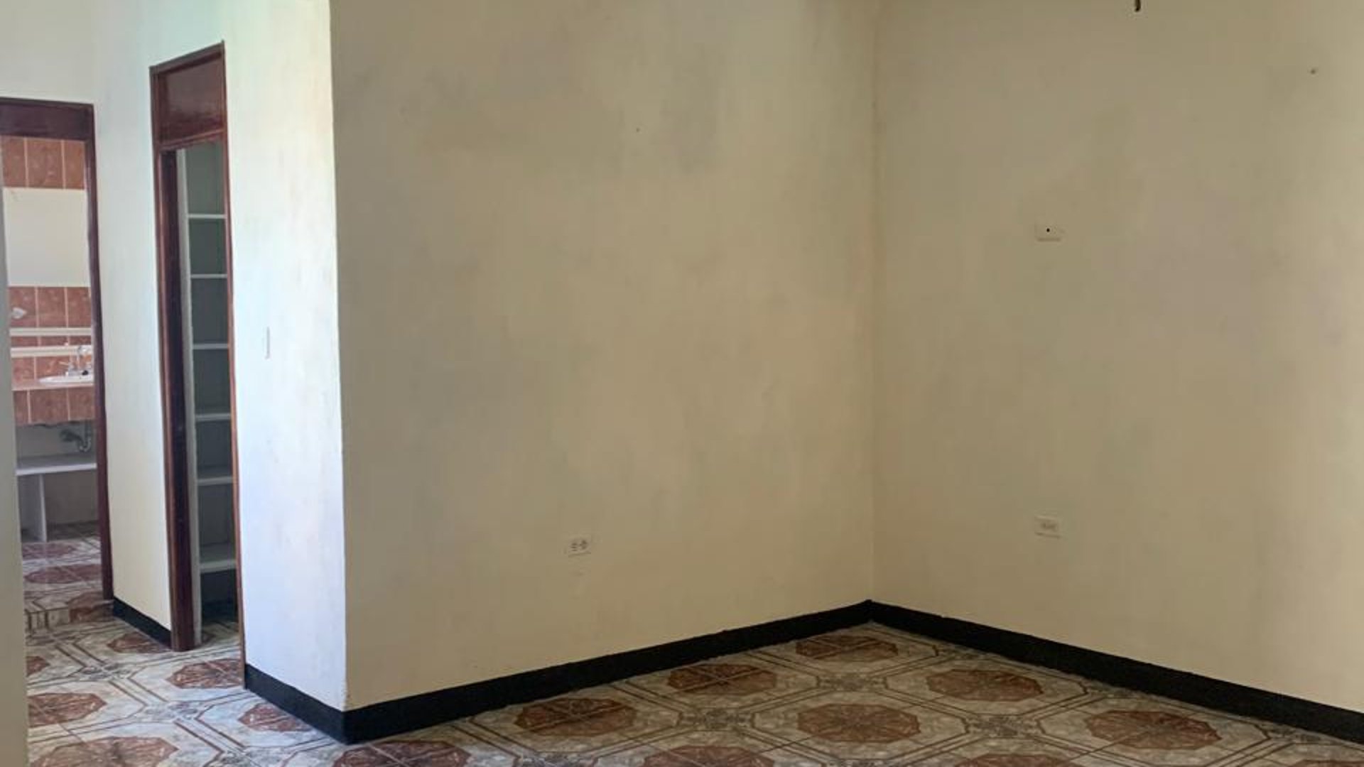 Casa en Residencial Valle de la Mariposa, Amatitlán. - Miniatura 16