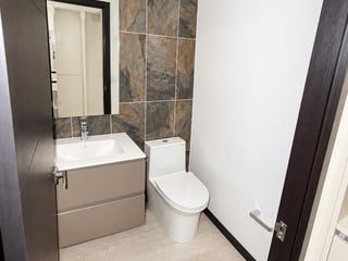 Apartamento en Venta y Renta en Edificio Verdú, Zona 14 - 3