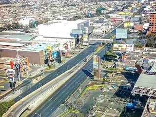 Propiedad de 3 Manzanas en Venta sobre Calzada Roosevelt – Ubicación Estratégica - 2