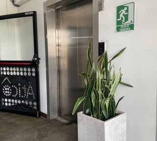 RENTO BODEGUITA Y ALMACENAJE ÁTICO - Miniatura 8