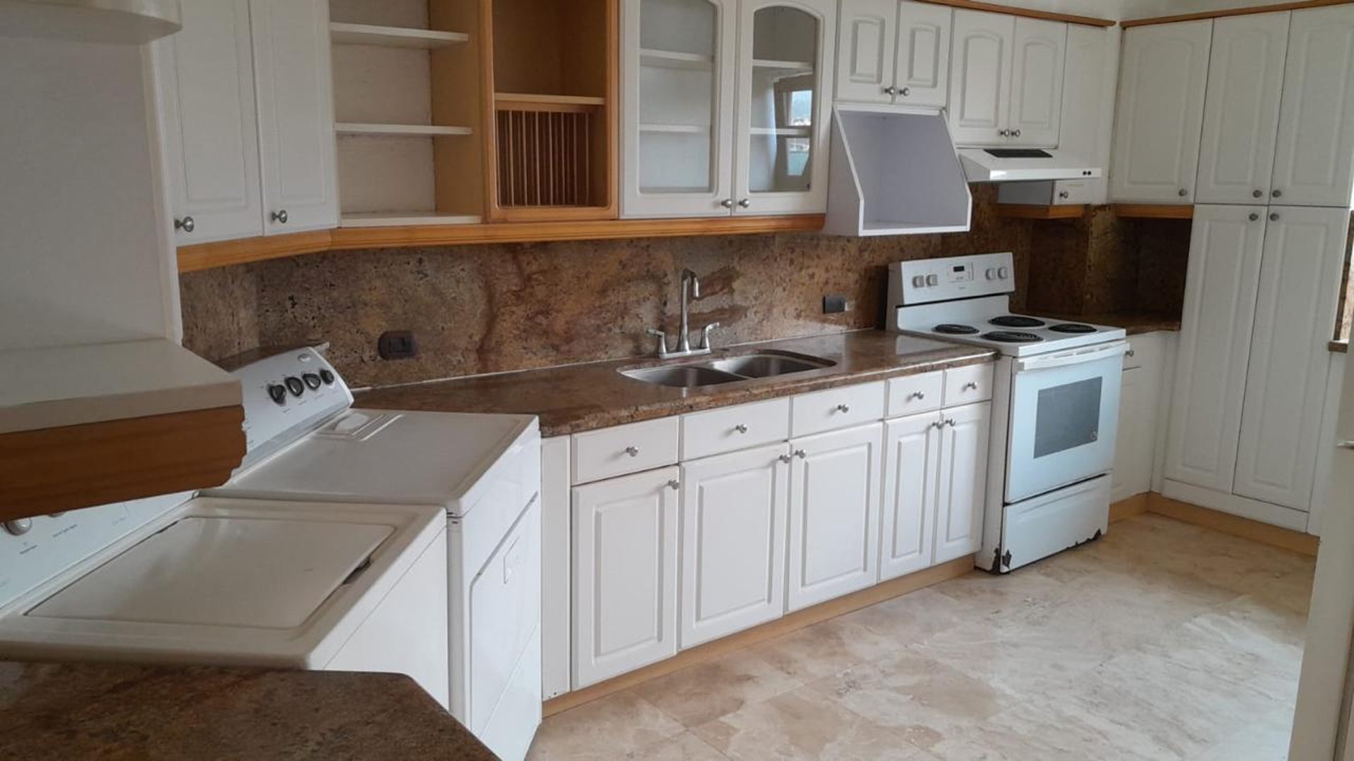 Apartamento en renta en Edificio el Parque VH 1, zona 15 - Miniatura 7