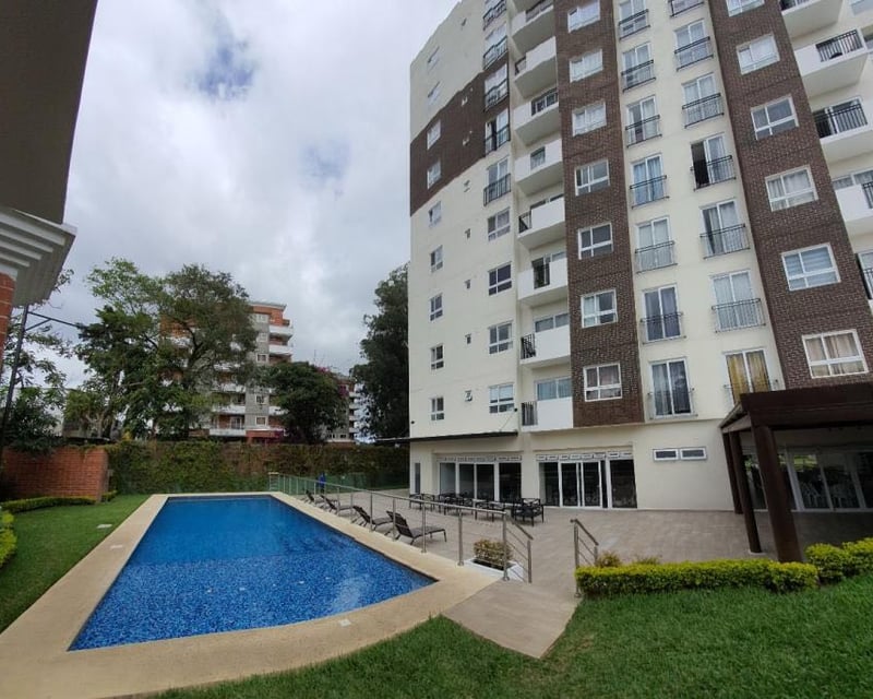Venta de apartamento en Vistas de la Floresta Zona 4 Mixco