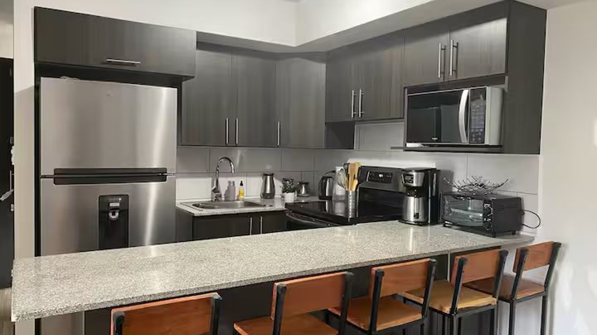 2 APARTAMENTOS EN VENTA EDIFICIO ANCONA, ZONA 1 MIXCO - Miniatura 6