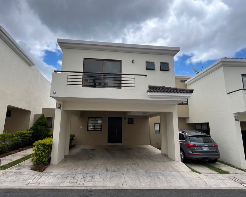 Exelente Casa En Venta En Vistas San Isidro,Zona 16