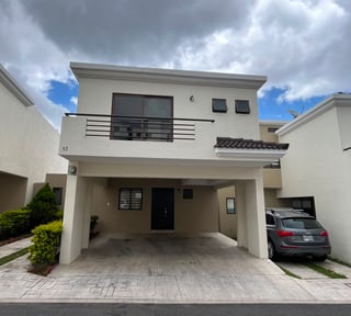 Exelente Casa En Venta En Vistas San Isidro,Zona 16