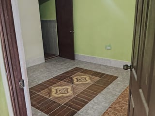 CASA EN VENTA LOS EUCALIPTOS SAN MIGUEL PETAPA - 2