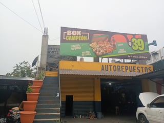 VENDO PLAZA COMERCIAL, ACREDITADA Y EXCELENTE UBICACIÓN - 2