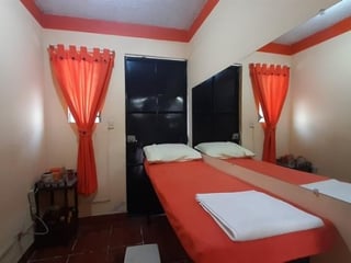 Derecho de Llave en Venta, Salón de Belleza Acreditado - Image 5