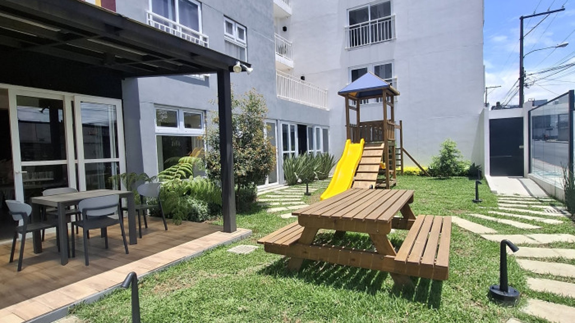 Apartamento Equipado en Venta Torre Pamplona Zona 13