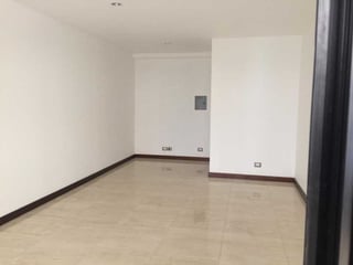 Alquilo local/oficina en zona 15 - 3