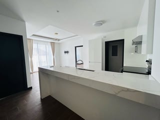 Apartamento en Renta, Lirios de Cayala IV,  zona 16 - 5