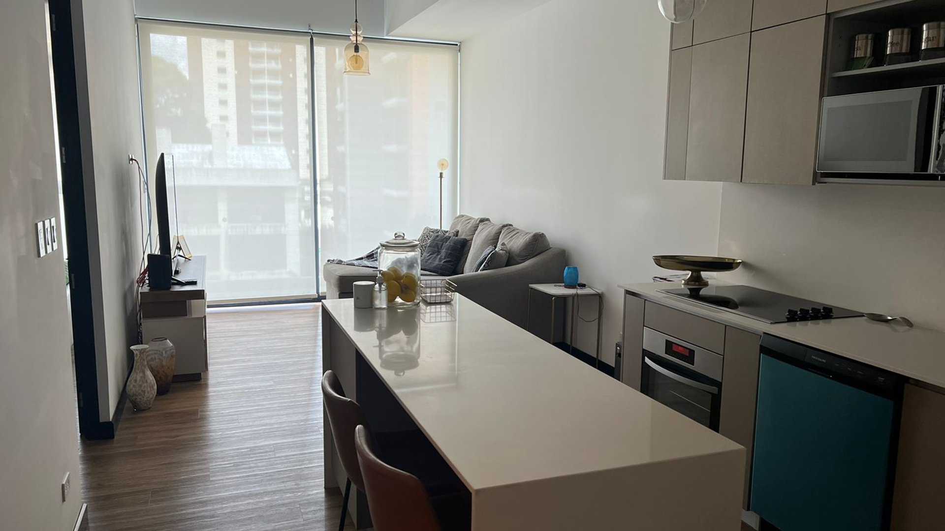 Renta de apartamento amueblado en zona 14 - 2 habitaciones Ref-6018 - Miniatura 3