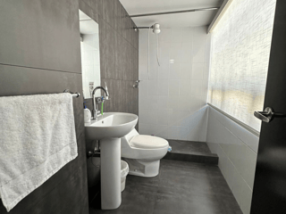 Oficina Premium en Venta en Zona 10 - 400m2 - 5