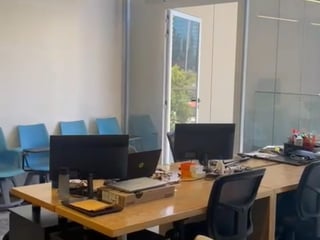 OFICINAS EN RENTA/VENTA EN EDIFICIO VASANTA ZONA 10 - Image 15