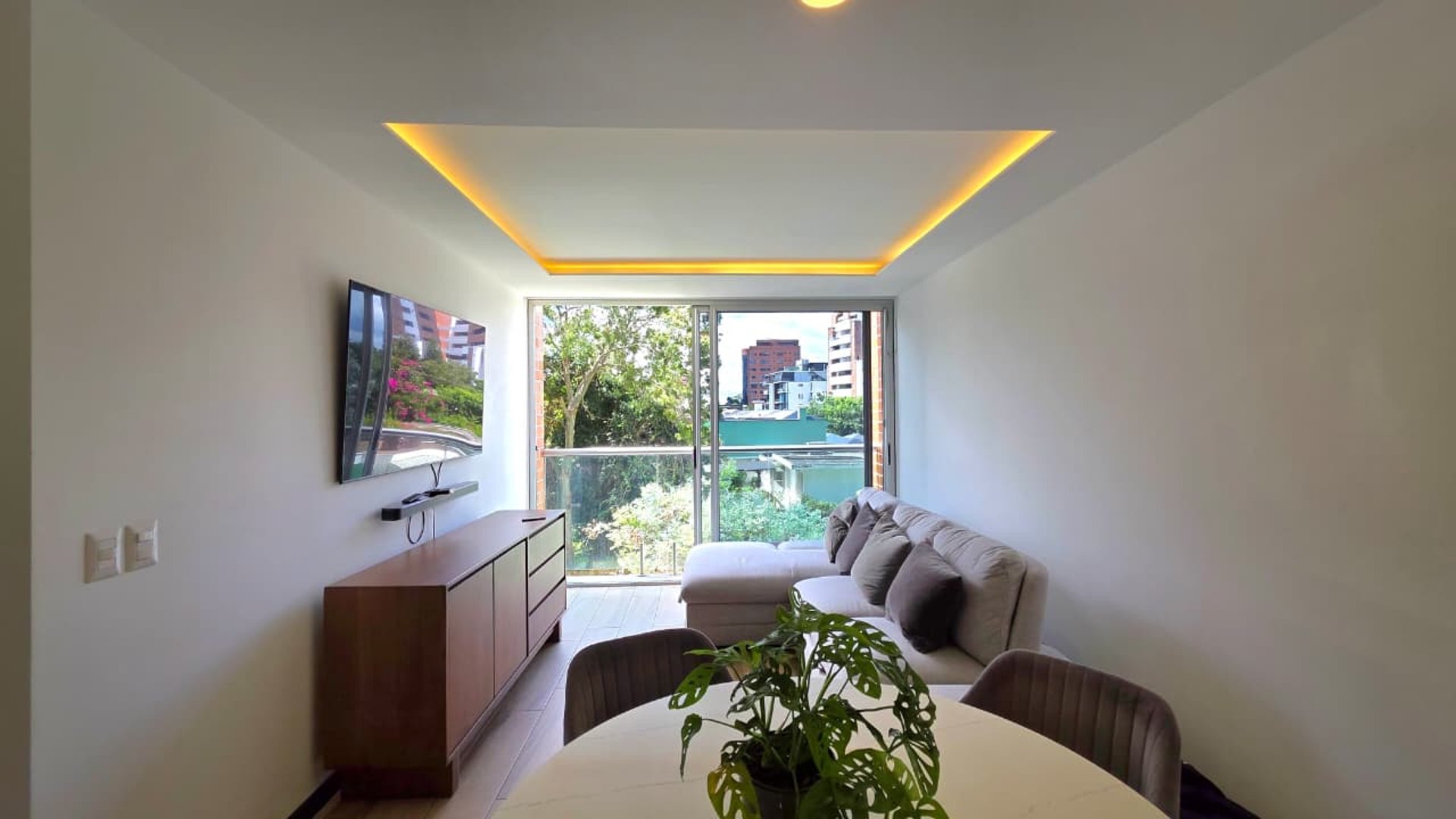 Apartamento en renta y venta en zona 15 VHl. - Miniatura 4