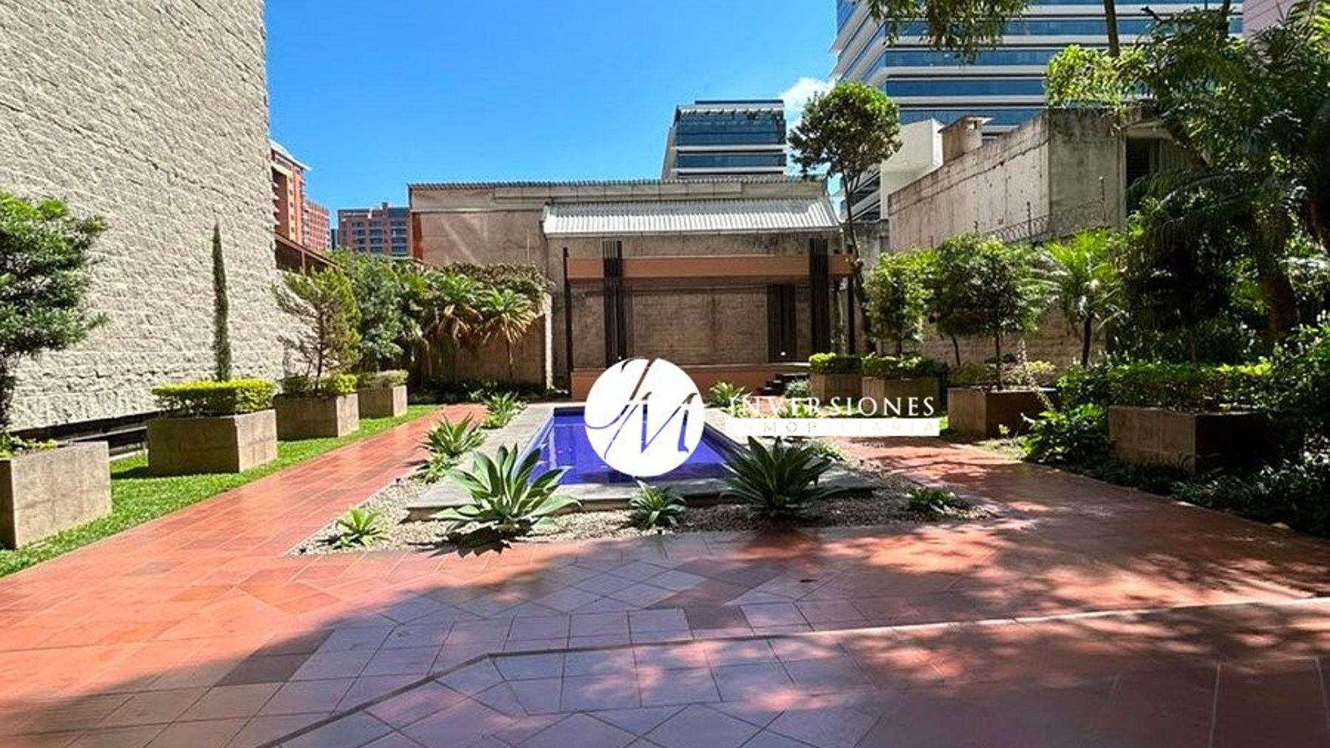 Apartamento en venta Amueblado en zona 10 - Miniatura 16