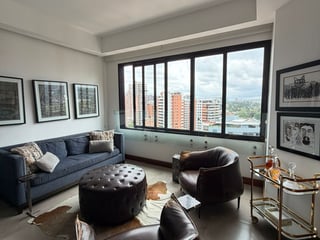 Penthouse en Venta zona 14 / Real de las Américas - 2