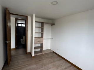 Apartamento en Alquiler Edificio AOKI, zona 14 - 5