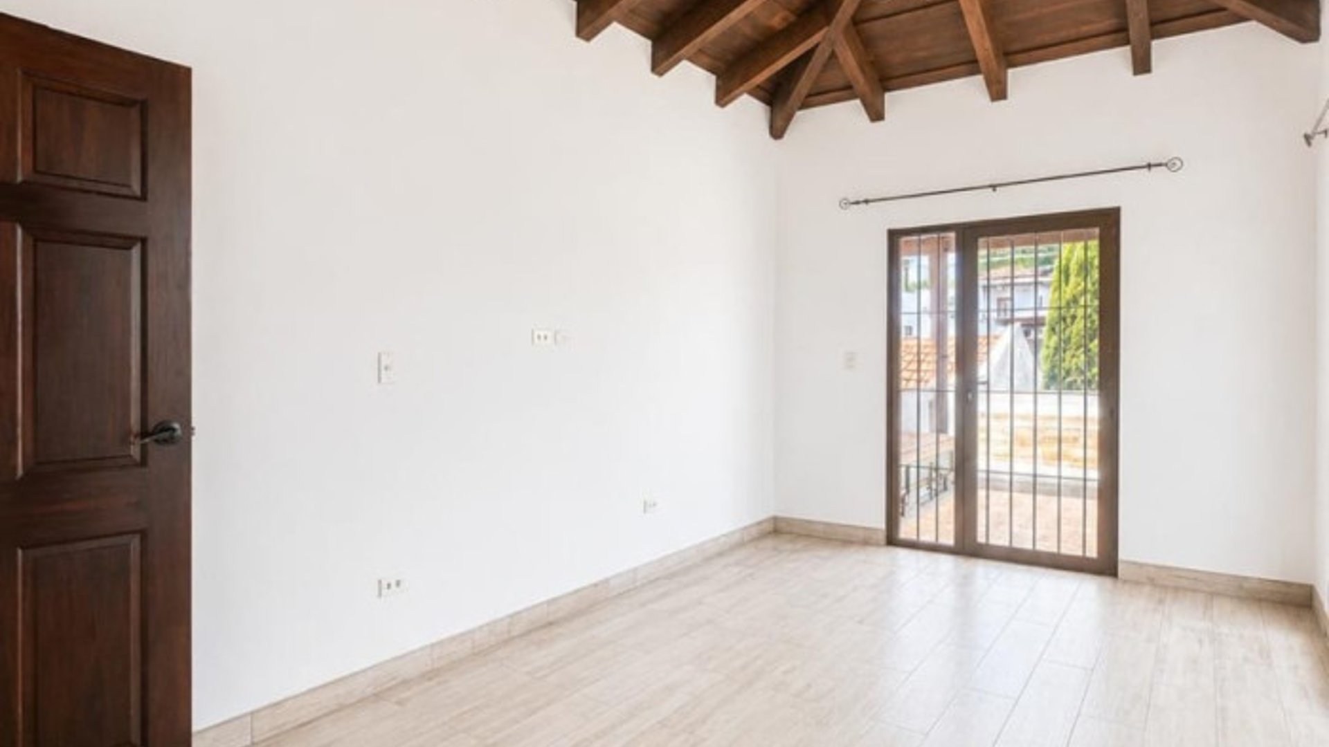 CASA EN RENTA AMUEBLADA | SAN MIGUEL ESCOBAR - Miniatura 6
