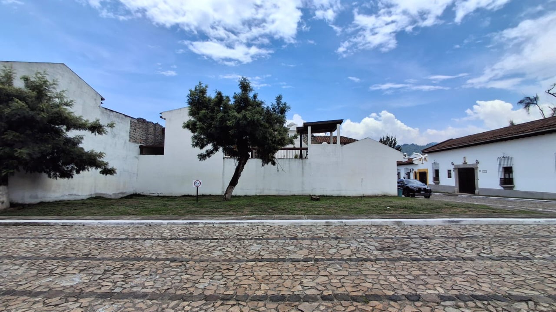 EL MEJOR TERRENO DENTRO DE CONDOMINIO DE LUJO EN ANTIGUA - Miniatura 8