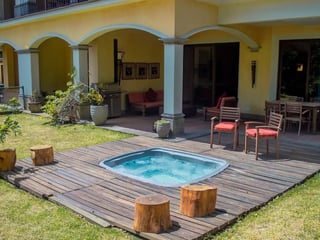 Villa en Venta – La Reunión, Antigua Guatemala - Image 3