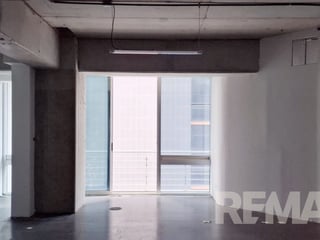 OFICINA EN RENTA, EDIFICIO PLATINA ZONA 10 - 4