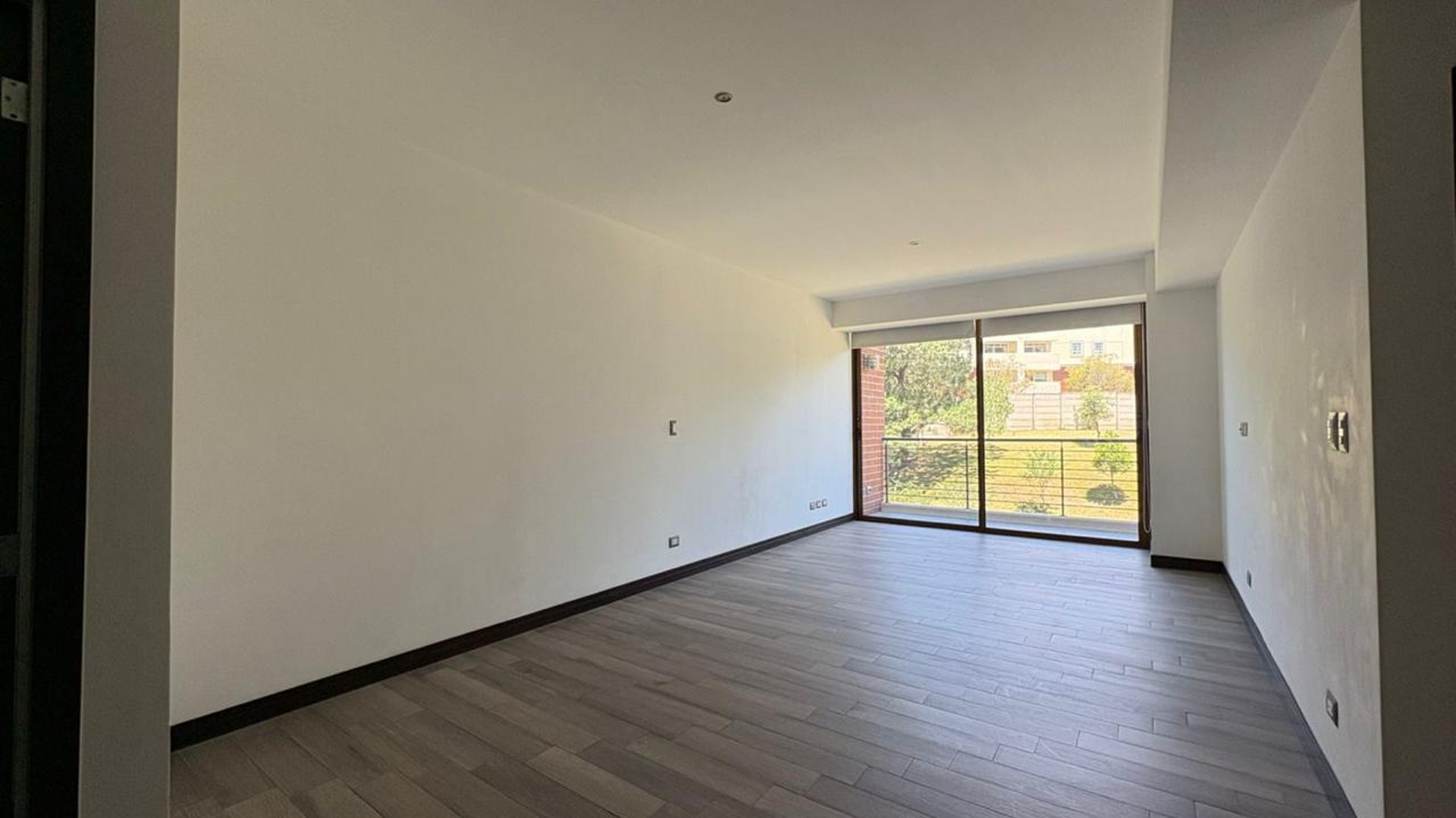 APARTAMENTO EN VENTA | SAN ISIDRO 20-21 | ZONA 16 - Miniatura 4