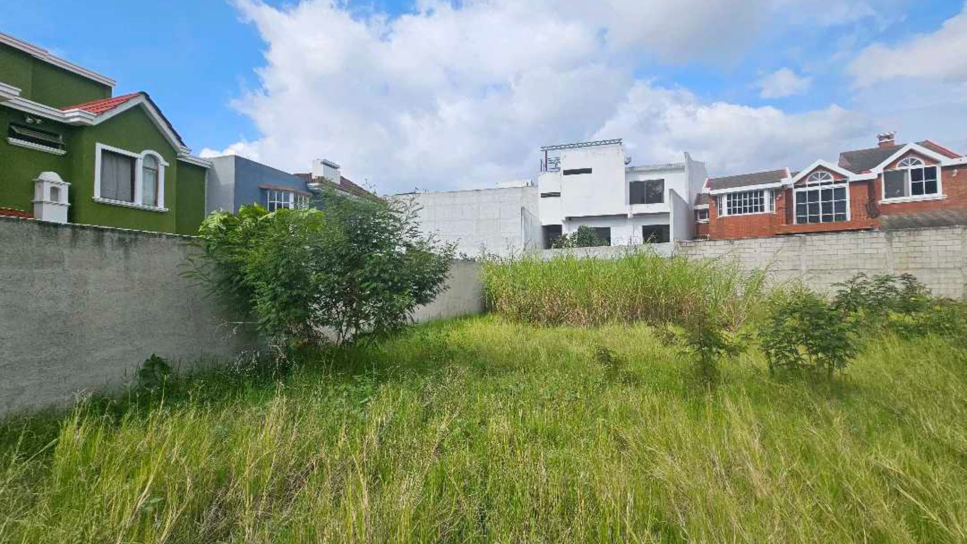 Terreno en Venta en Zona 16, Condominio Las Fuentes - Miniatura 2
