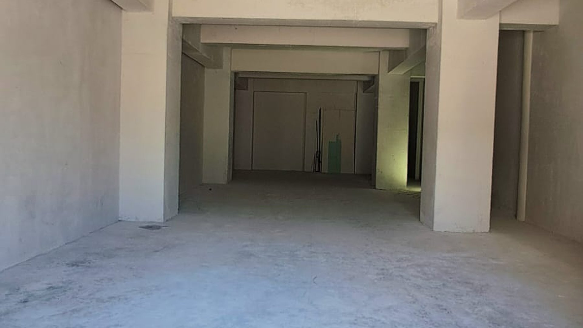 ???? LOCAL EN RENTA – AVENIDA ELENA Y 20 CALLE | ZONA 1 - Miniatura 3