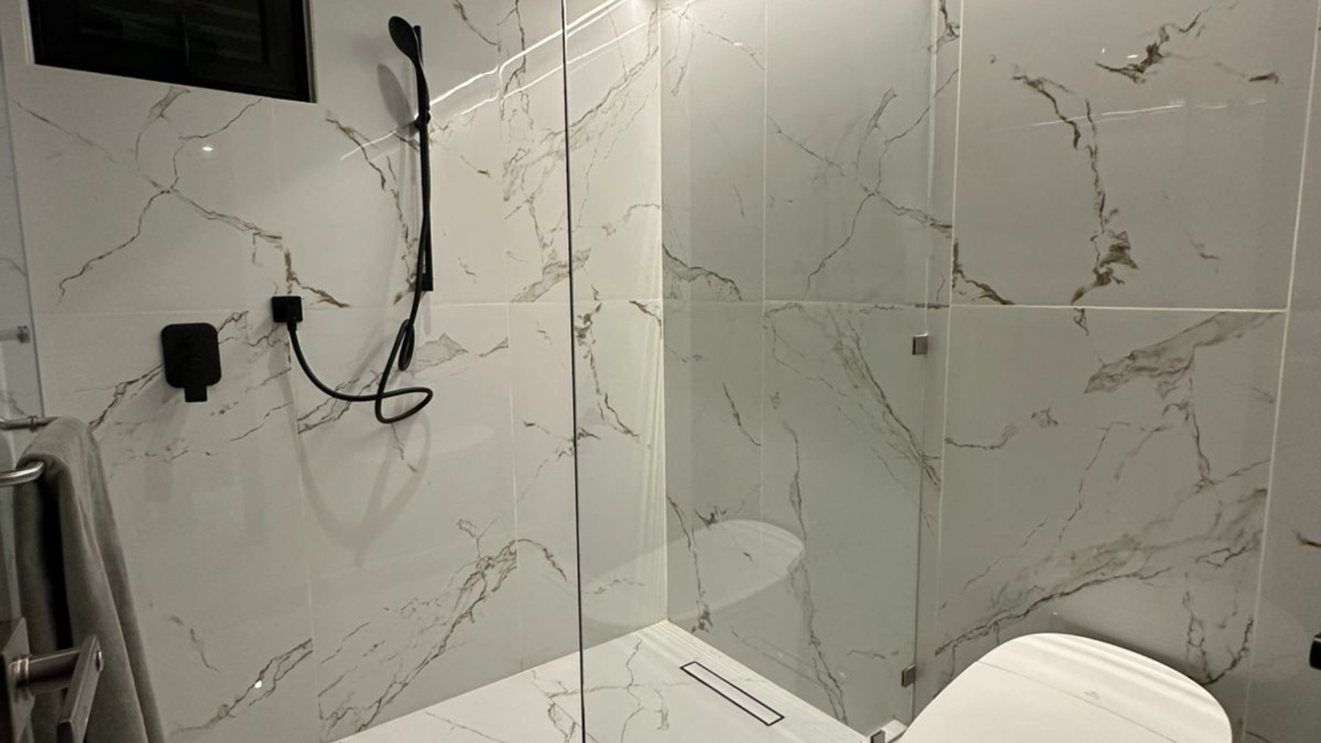 Elegantes Apartamentos en Venta | Zona 14, Guatemala City - Miniatura 5
