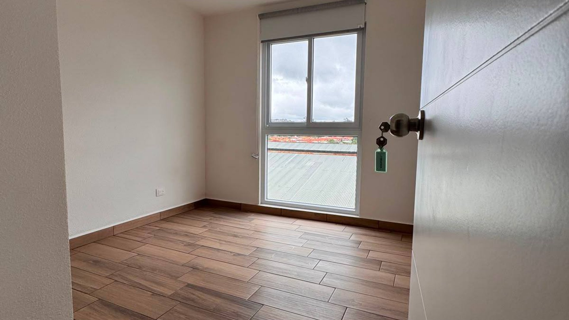Apartamento en renta en Edificio Lares 17 zona 17