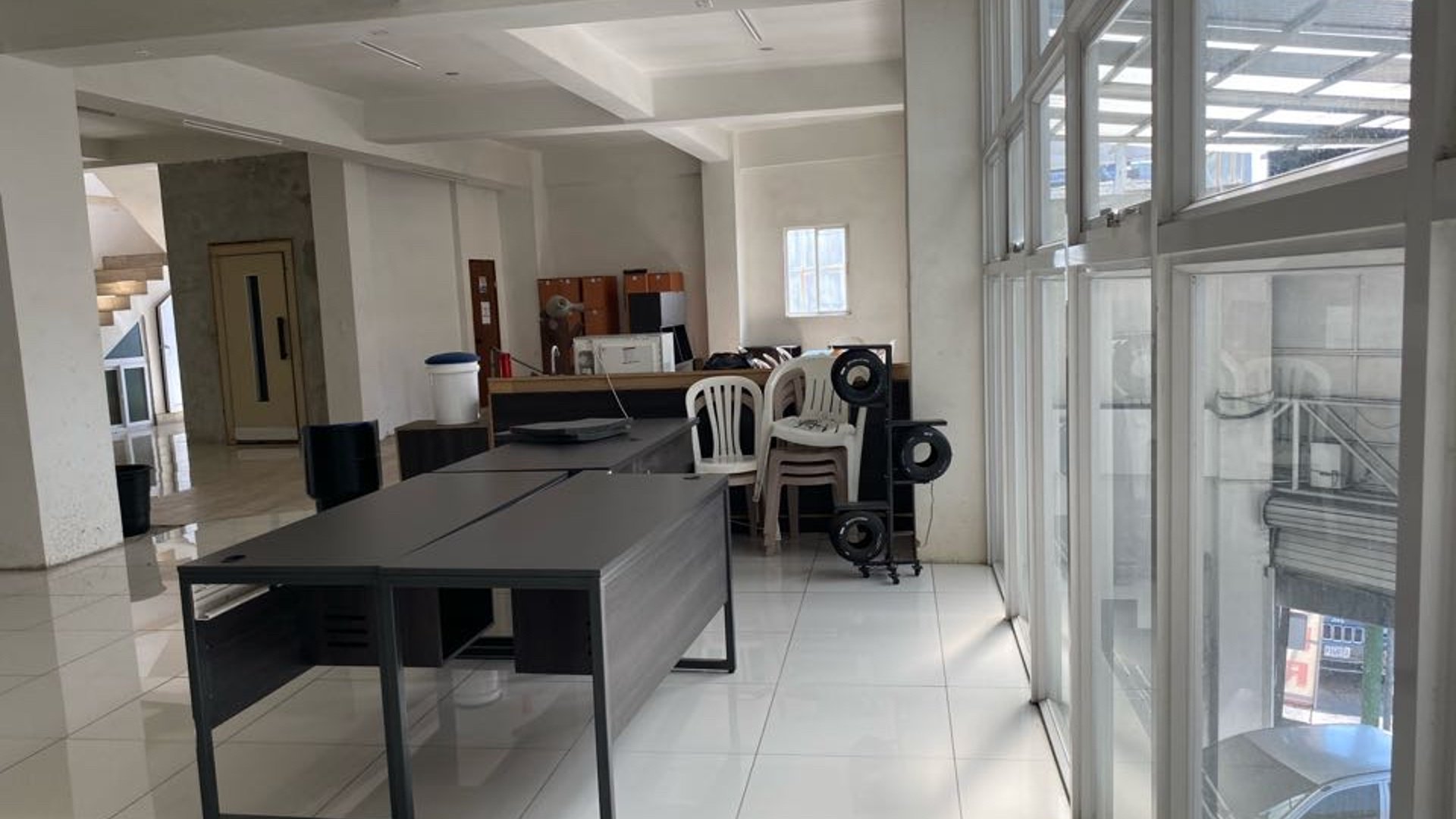Oficinas en Alquiler Km. 16 Calzada Roosevelt  - Miniatura 5