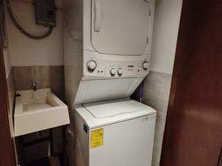 Apartamento en Alquiler / Venta Edificio Casa Clara, zona 10 N8 - 5