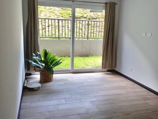 📍 APARTAMENTO EN VENTA – 3 HAB + JARDÍN | EDIFICIO BARI | KM 18.5 CES - 4