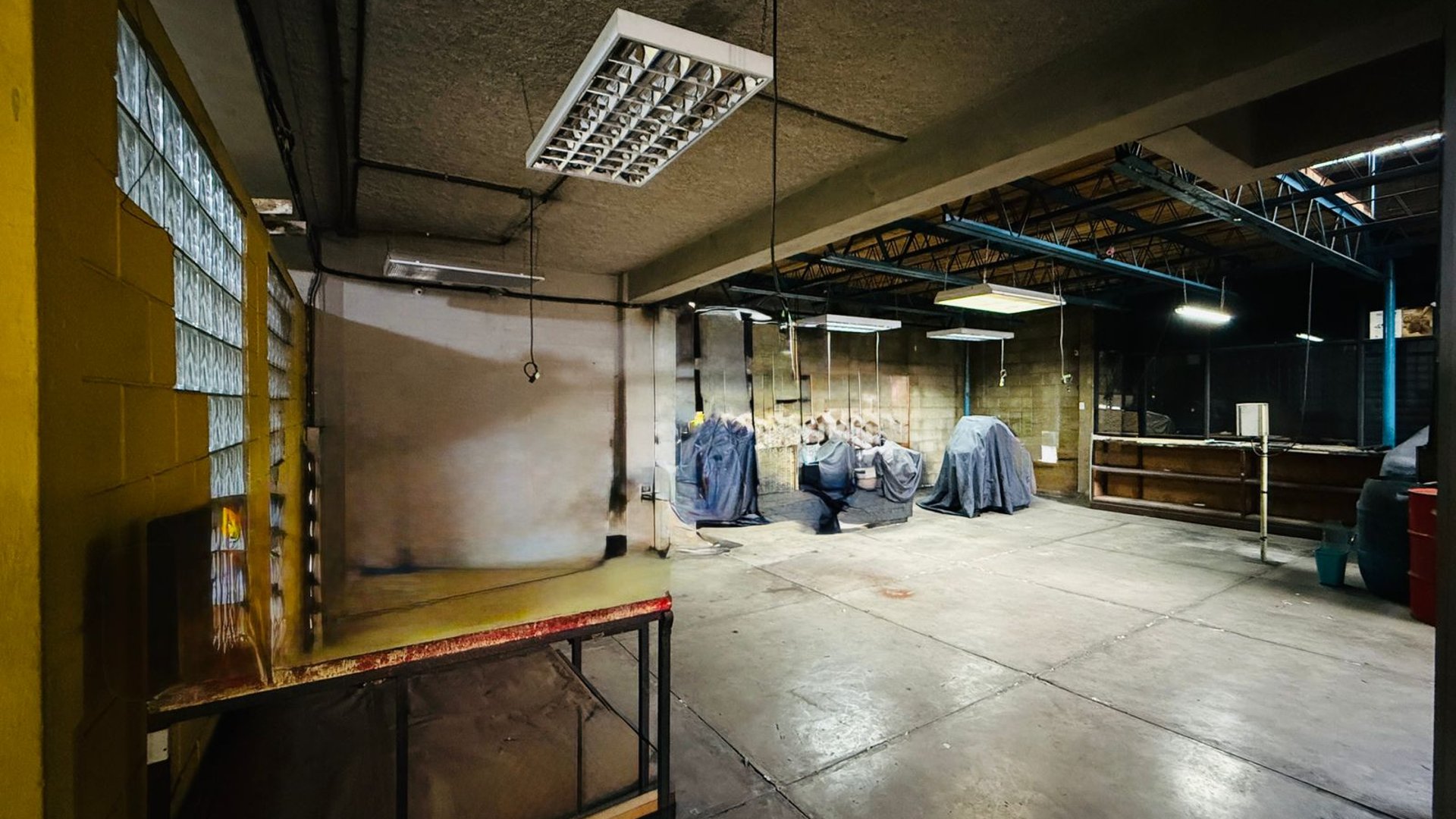 Venta de Bodega en Excelente Ubicación - Zona 01 - Miniatura 3