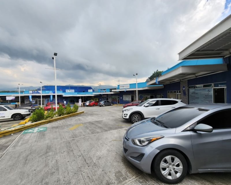 Local en renta Plaza Comercial Zona 5 Villa Nueva