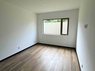 APARTAMENTO CON JARDÍN EN VENTA – SEGHERIA ZONA 14 (LA VILLA) - 5