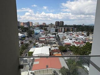 Apartamento en Venta Edificio Marqués de Oakland Zona 10 - Image 21