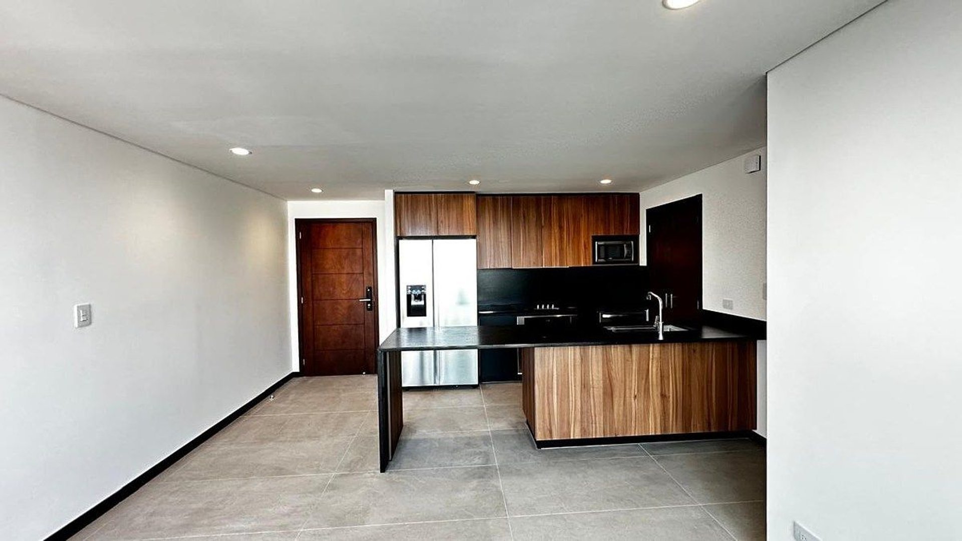 Gran Oportunidad – Apartamento en Venta en Reserva 5ta, Zona 14