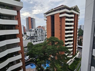 Apartamento en venta Edificio Áttica II Zona 14 3 habitaciones - Image 3