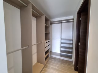 Apartamento en Renta en Edificio Zona 10, Guatemala - 5