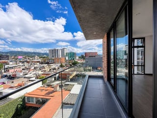 APARTAMENTO EN VENTA 📍 Edificio IQ 10, Zona 10 - 3
