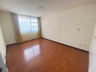 Rento apartamento en nivel alto - 3 habitaciones en zona 14 Ref-5823 - 3