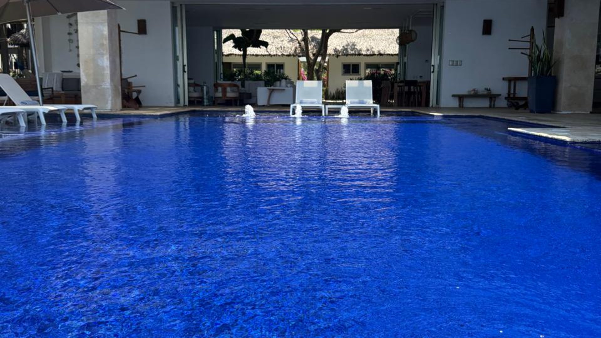 CASA EN VENTA EN MONTERRICO CONDOMINIO TAMARINDO - Miniatura 2