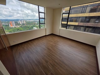 Apartamento de 3 habitaciones con sala familiar en venta Z10 Ref-5308 - 5