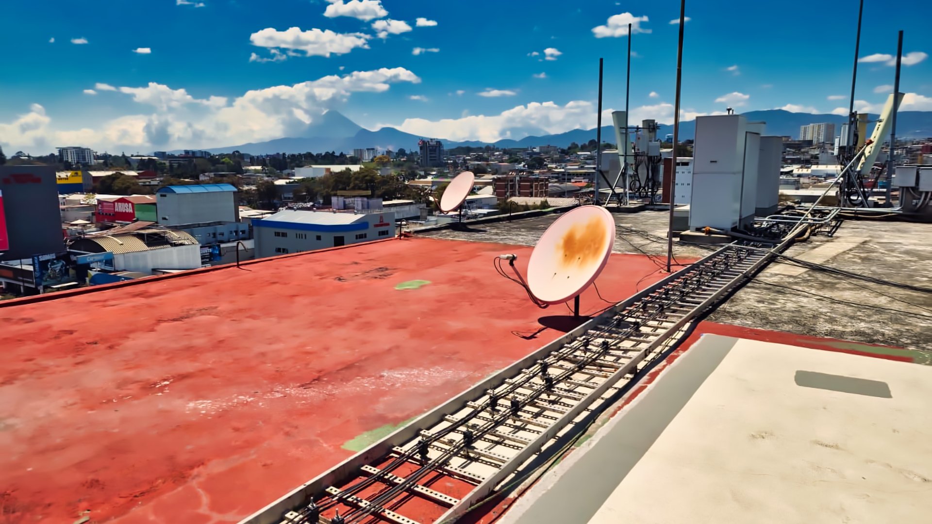 Edificio en venta | Zona 9, frente a Transmetro - Miniatura 13