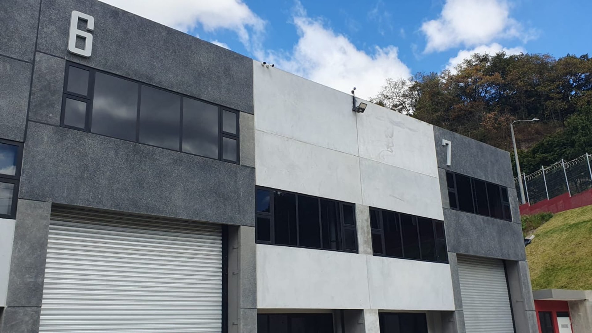 Bodega en Renta Calzada la Paz, Zona 18